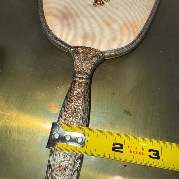 Filigree Hand Mirror Floral Design - Picture 6 of 7